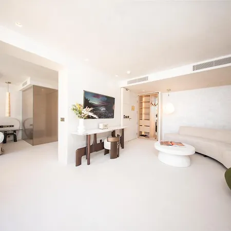 デスティーノ パチャ 5* Playa De Talamanca