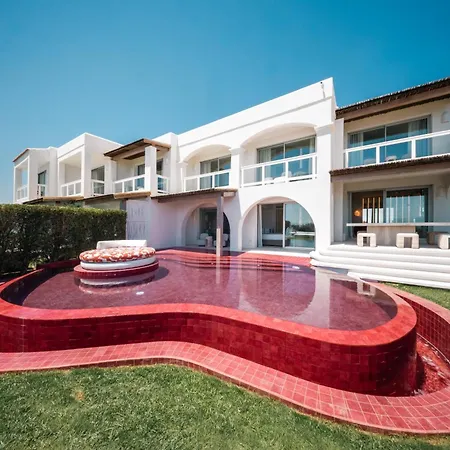 戴斯提诺帕查度假村 5* Playa De Talamanca